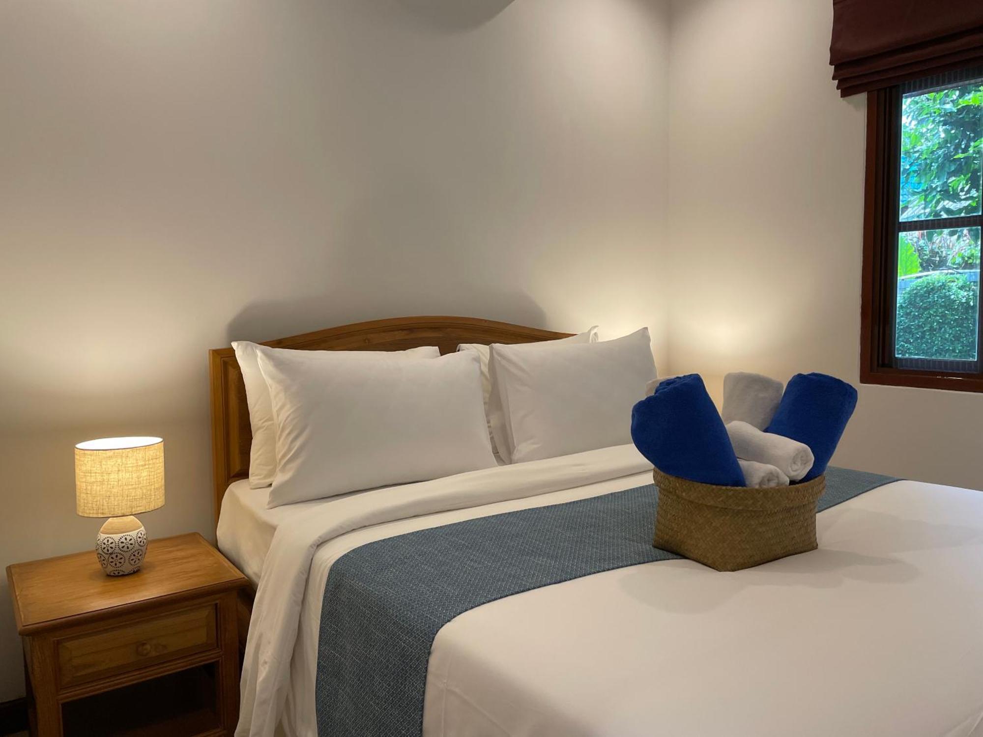 The Pace Phuket Boutique Resort Rawai Екстериор снимка