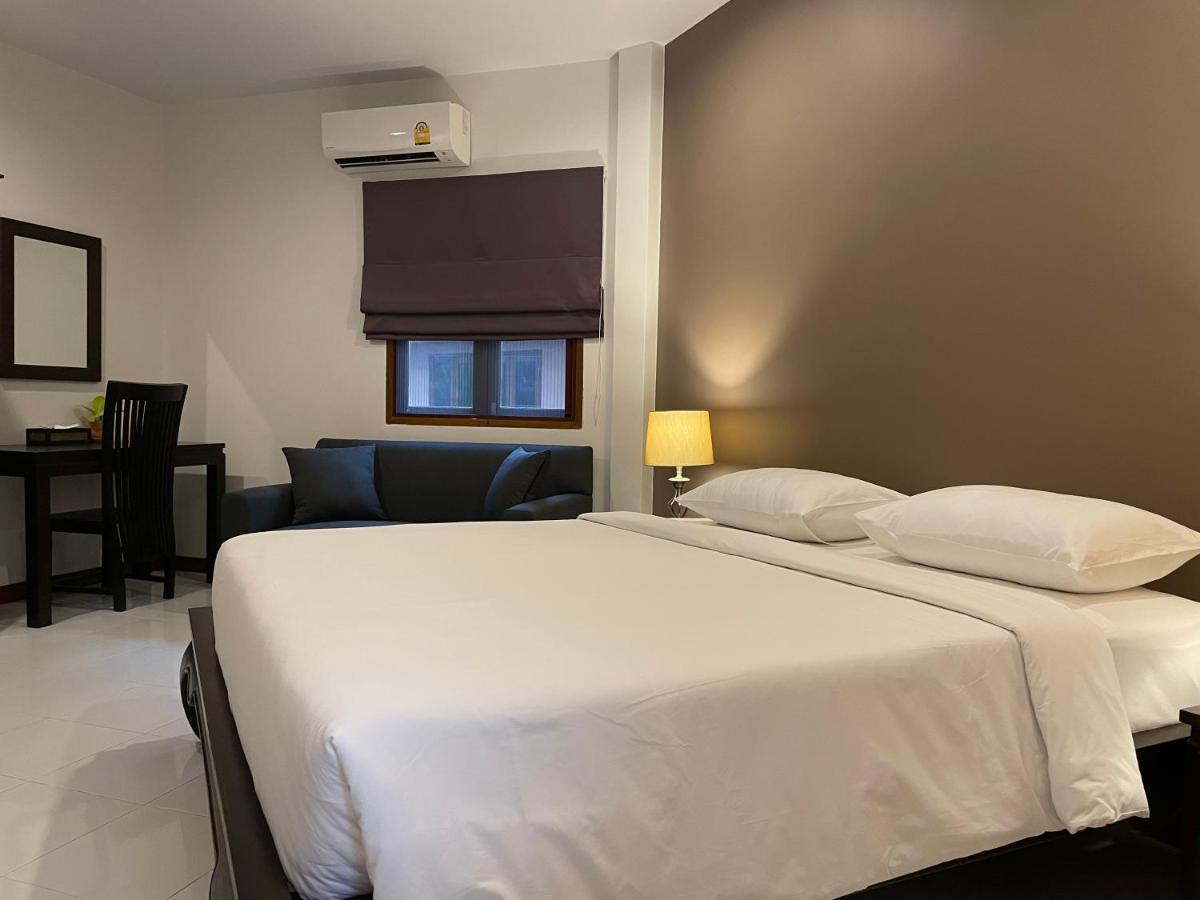 The Pace Phuket Boutique Resort Rawai Екстериор снимка