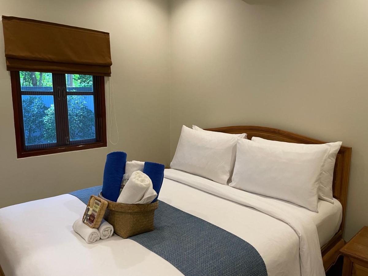 The Pace Phuket Boutique Resort Rawai Екстериор снимка