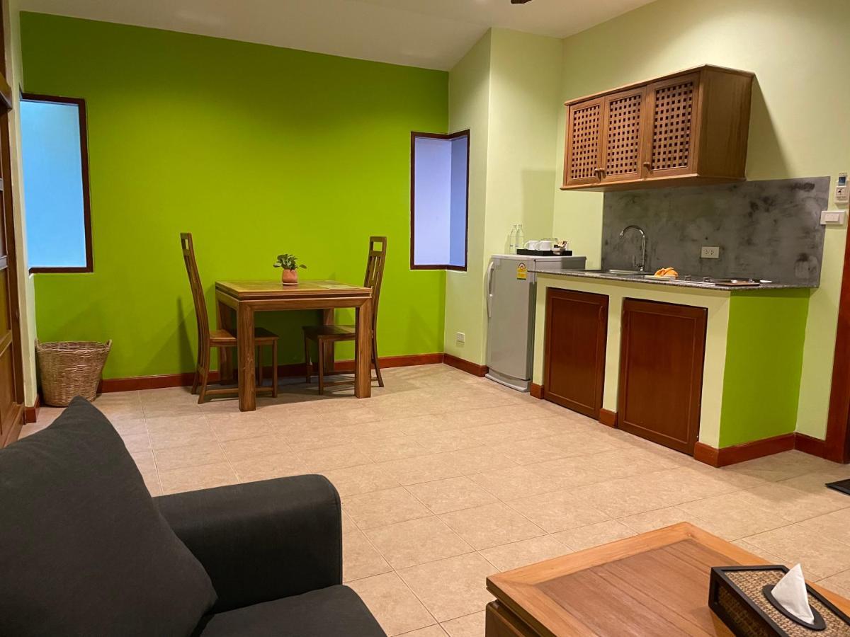 The Pace Phuket Boutique Resort Rawai Екстериор снимка