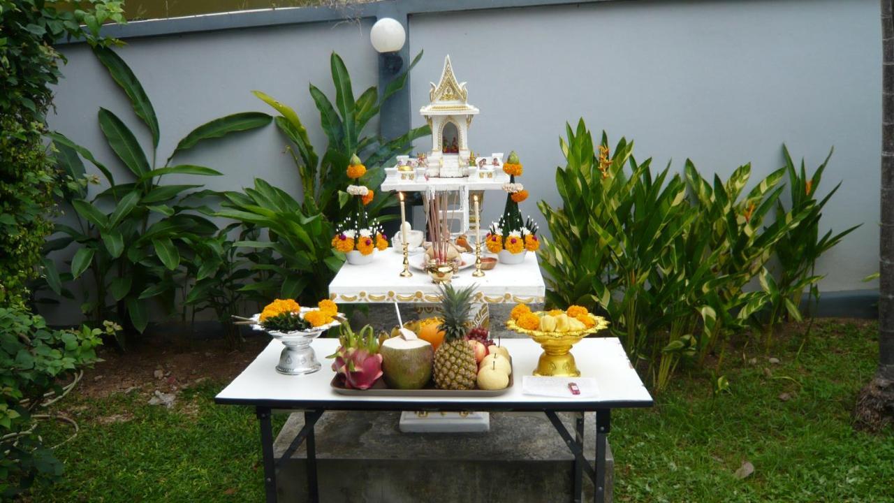 The Pace Phuket Boutique Resort Rawai Екстериор снимка