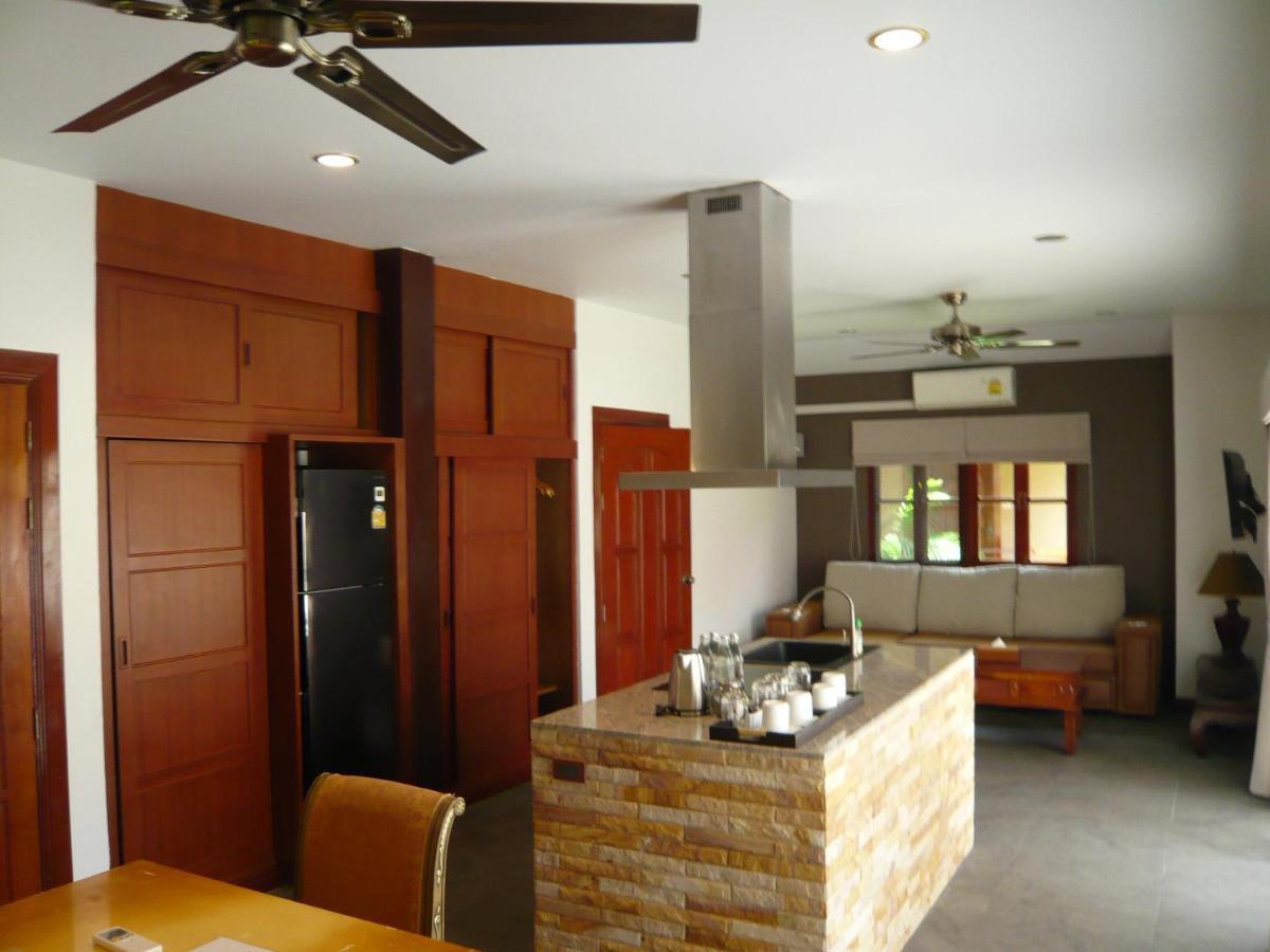 The Pace Phuket Boutique Resort Rawai Екстериор снимка