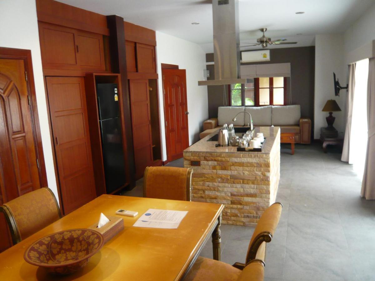 The Pace Phuket Boutique Resort Rawai Екстериор снимка