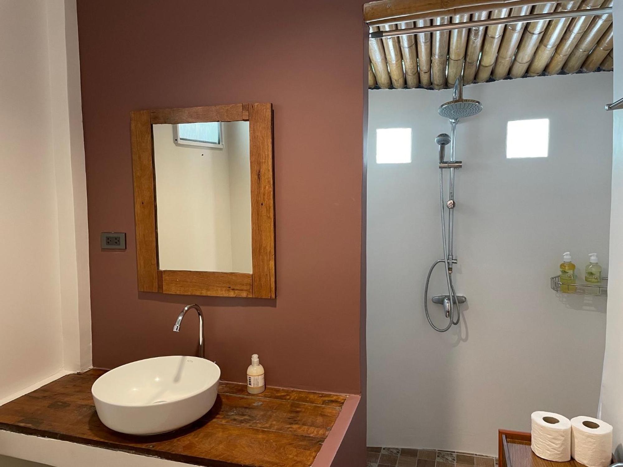 The Pace Phuket Boutique Resort Rawai Екстериор снимка