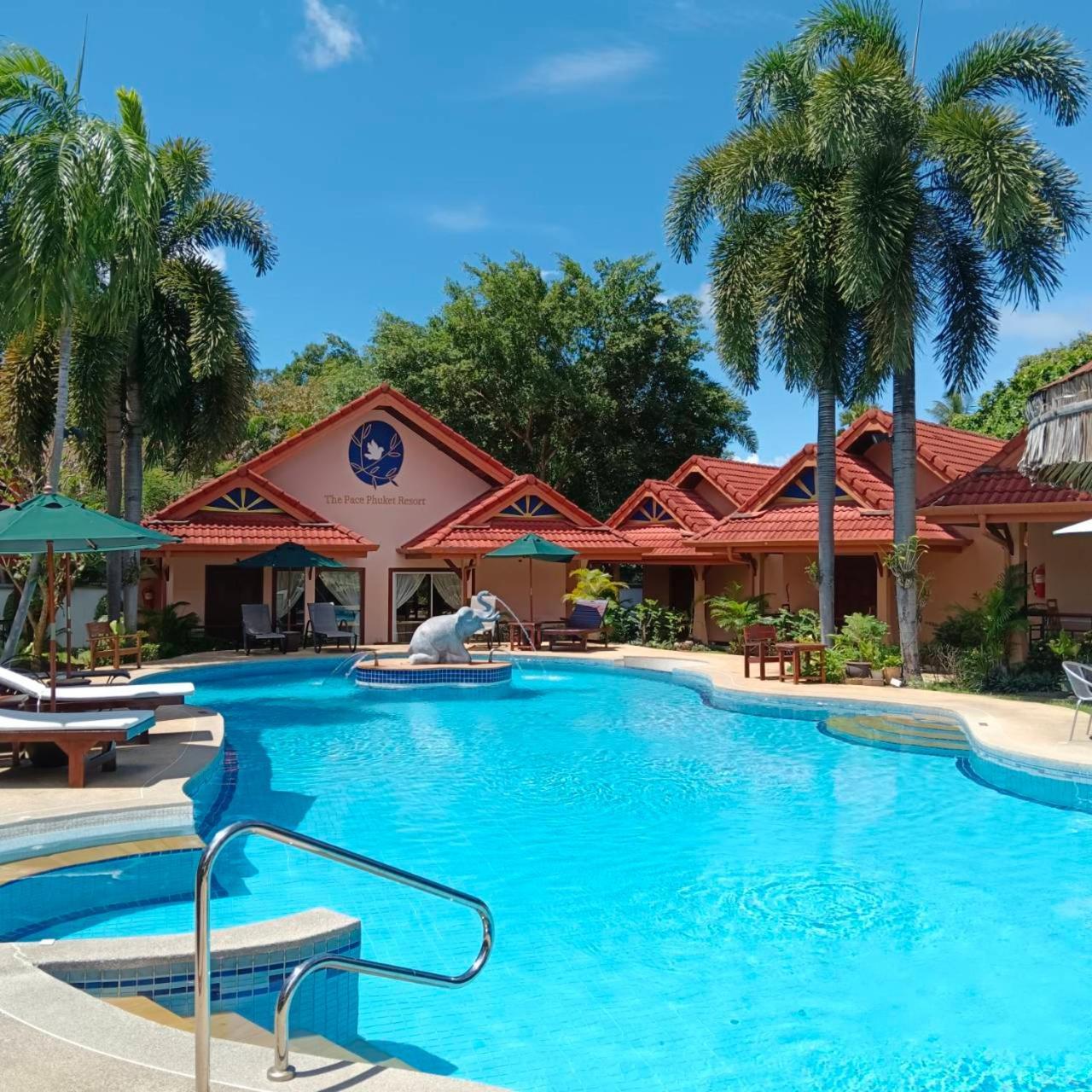 The Pace Phuket Boutique Resort Rawai Екстериор снимка